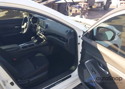 2022 Nissan Sentra Sr Xtronic Cvt z USA, uszkodzony, nr VIN 3N1AB8DV6NY214638